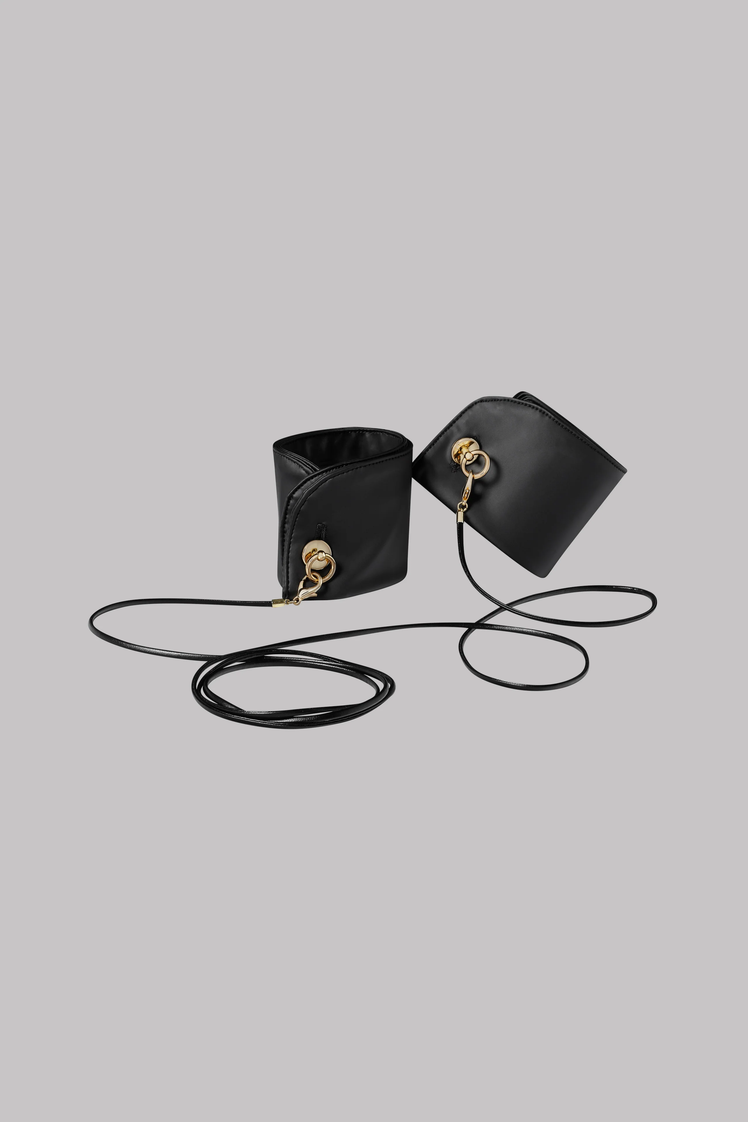 Handcuffs - Chambre Noire - Image 2